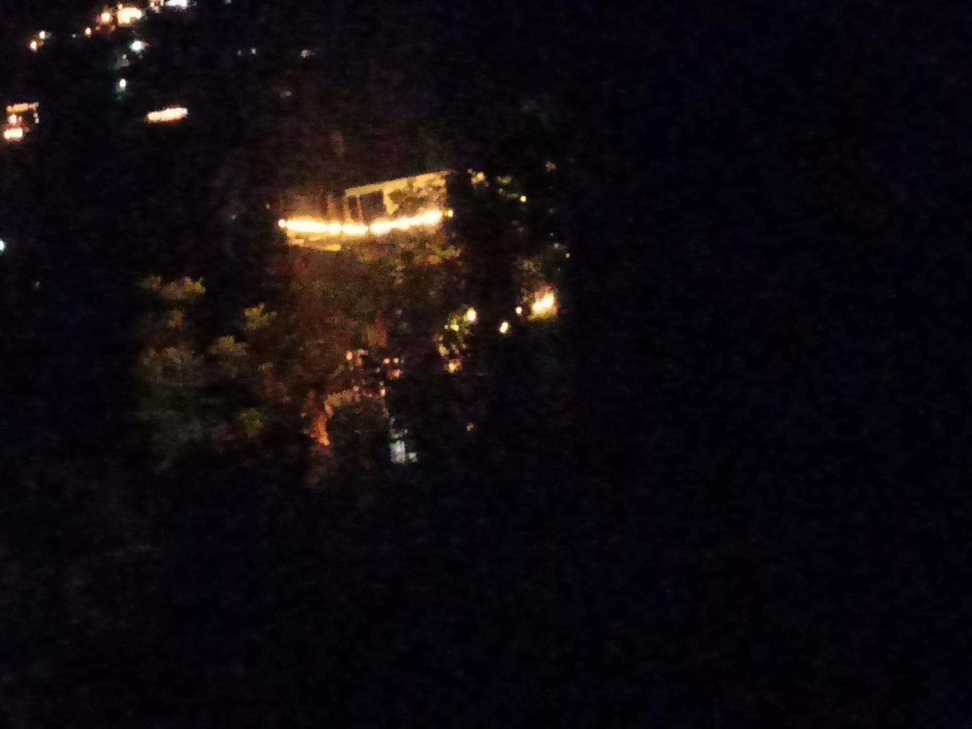 Tirthan Hilltop Home Stay Banjār 外观 照片