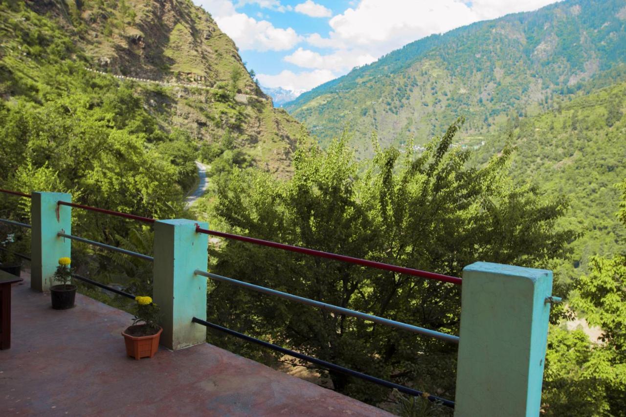 Tirthan Hilltop Home Stay Banjār 外观 照片