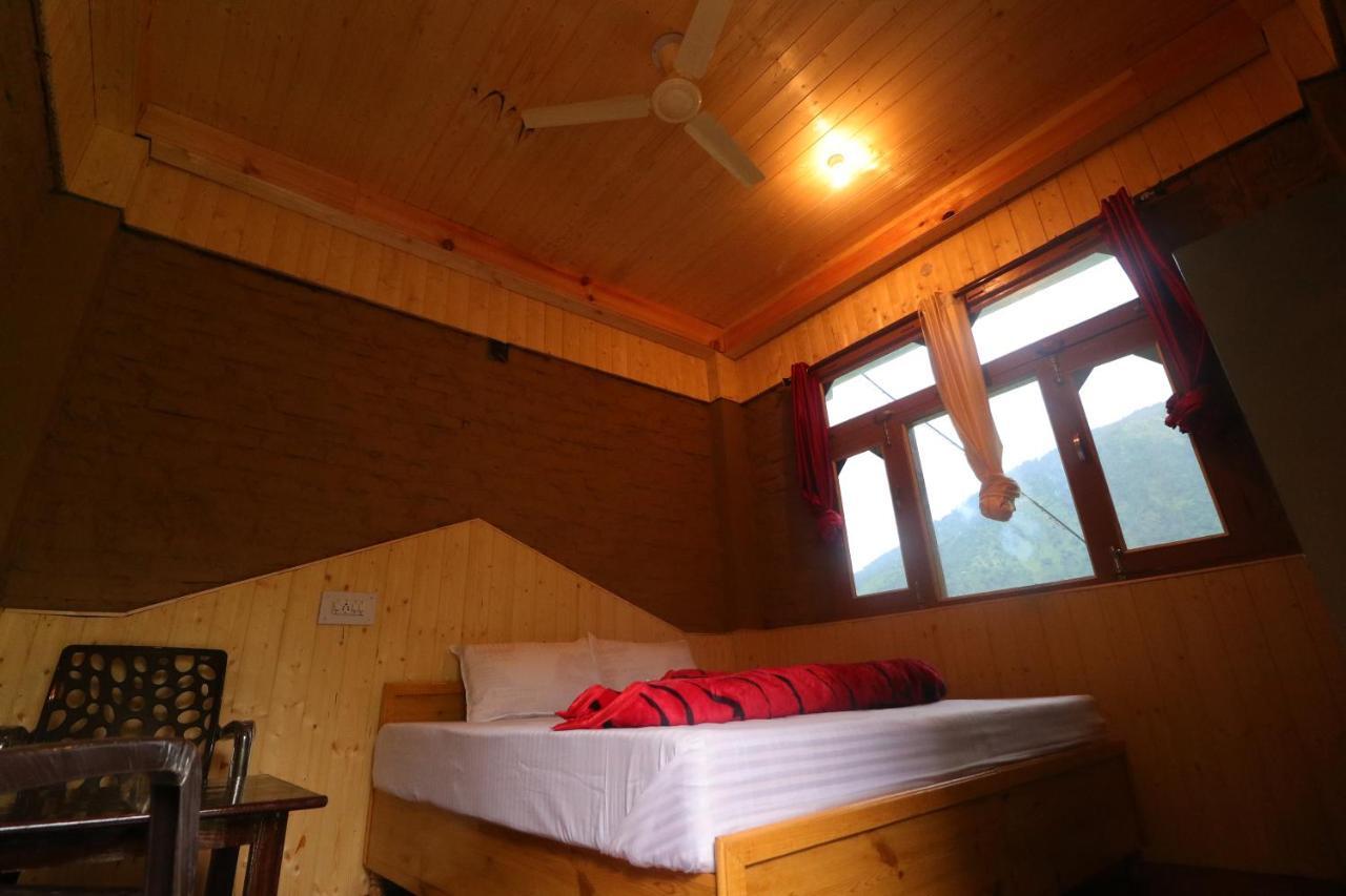 Tirthan Hilltop Home Stay Banjār 外观 照片