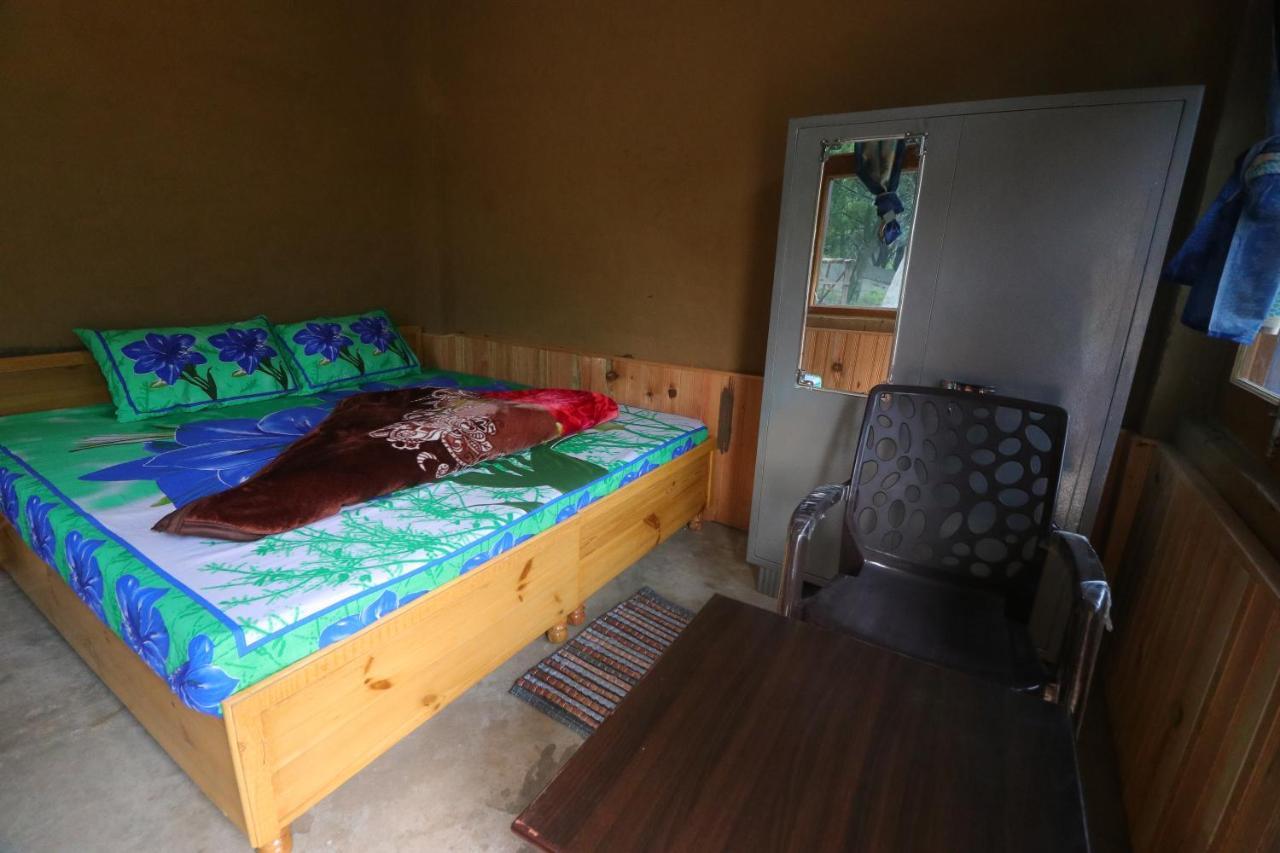 Tirthan Hilltop Home Stay Banjār 外观 照片